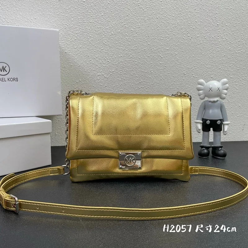 All categories Official website "Brand Women's Bags" Women's Bags 💙 MK replica MK, fine imitation MK bags, MK handbags, 2023 official latest version MK cowhide crossbody bag, bag factory, original material, size: 23-16-8CM
